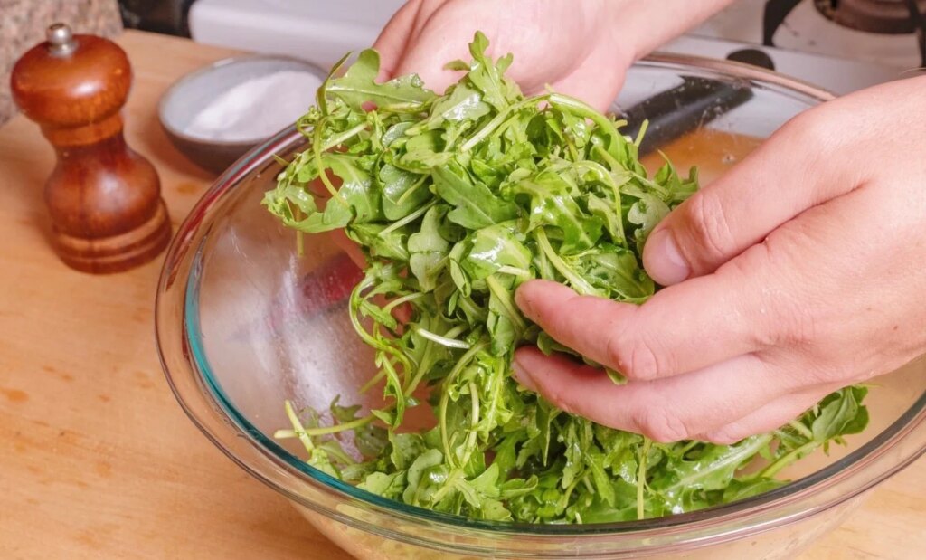Back to Basics: How to Make a Vinaigrette Without a Recipe Back to Basics: How to Make a Vinaigrette Without a Recipe