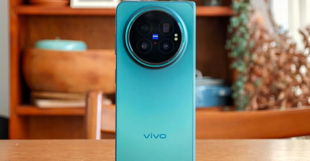 Vivo’s X Fold 6 accidentally feels like a throwback Vivo’s X Fold 6 accidentally feels like a throwback